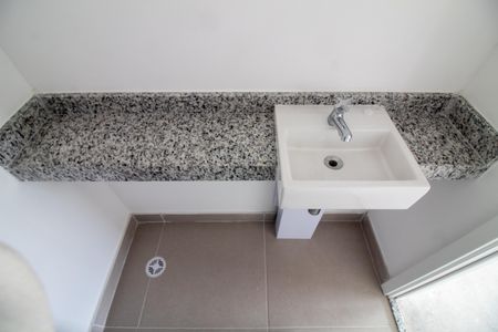 Apartamento à venda com 79m², 2 quartos e 1 vaga Apartamento à venda com 79m², 2 quartos e 1 vagaLavabo
