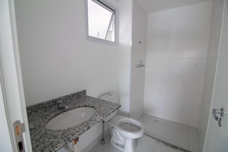 Apartamento à venda com 79m², 2 quartos e 1 vaga Apartamento à venda com 79m², 2 quartos e 1 vagaBanheiro da Suíte 2