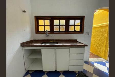 Casa à venda com 80m², 2 quartos e 1 vaga Casa à venda com 80m², 2 quartos e 1 vagaCozinha