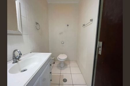 Casa à venda com 80m², 2 quartos e 1 vaga Casa à venda com 80m², 2 quartos e 1 vagaBanheiro