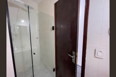Casa à venda com 80m², 2 quartos e 1 vaga Casa à venda com 80m², 2 quartos e 1 vagaBanheiro