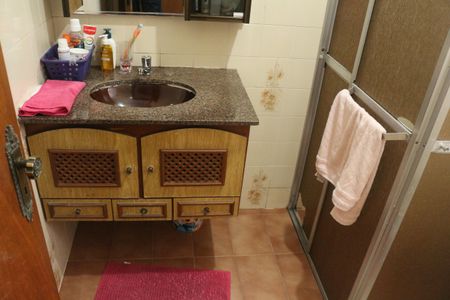 Casa à venda com 140m², 3 quartos e 2 vagasBanheiro da Suíte 2