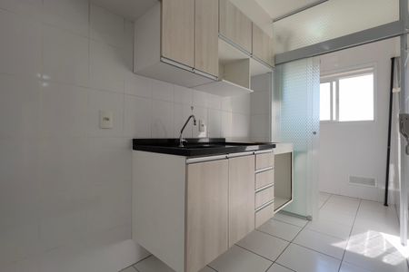 Apartamento à venda com 68m², 2 quartos e 1 vaga Apartamento à venda com 68m², 2 quartos e 1 vagaCozinha e Área de Serviço