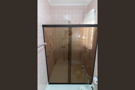 Casa à venda com 212m², 4 quartos e 2 vagasBanheiro da Suíte