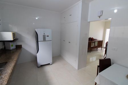 Casa à venda com 212m², 4 quartos e 2 vagasCozinha