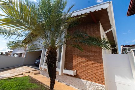 Casa à venda com 212m², 4 quartos e 2 vagasÁrea Externa