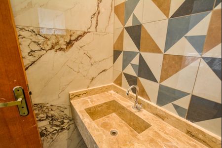 Casa à venda com 120m², 3 quartos e 3 vagas Casa à venda com 120m², 3 quartos e 3 vagasLavabo