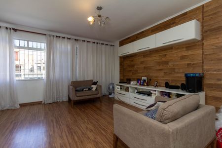 Casa à venda com 250m², 4 quartos e 4 vagas Casa à venda com 250m², 4 quartos e 4 vagasSala