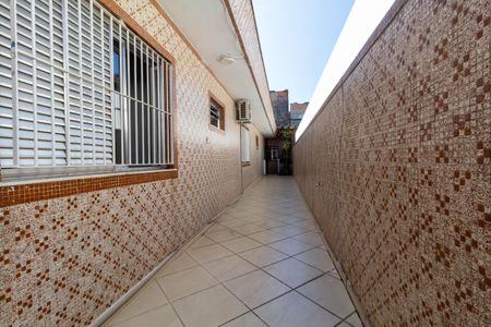 Casa à venda com 250m², 4 quartos e 4 vagas Casa à venda com 250m², 4 quartos e 4 vagasÁrea Externa