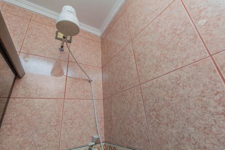 Casa à venda com 250m², 4 quartos e 4 vagas Casa à venda com 250m², 4 quartos e 4 vagasBanheiro Social 2