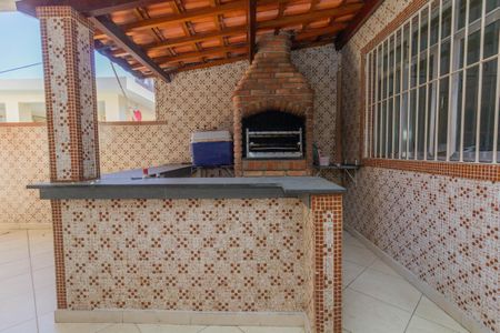 Casa à venda com 250m², 4 quartos e 4 vagas Casa à venda com 250m², 4 quartos e 4 vagasÁrea Externa