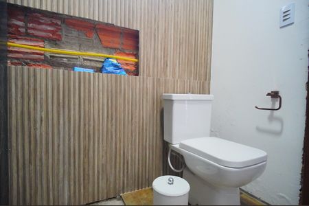 Casa à venda com 200m², 4 quartos e 4 vagasBanheiro 2