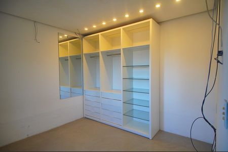 Casa à venda com 200m², 4 quartos e 4 vagasQuarto 1