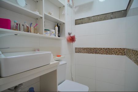 Casa à venda com 200m², 4 quartos e 4 vagasBanheiro 3
