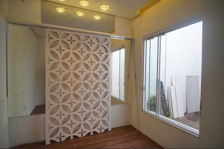 Casa à venda com 200m², 4 quartos e 4 vagasQuarto 2