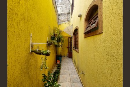 Casa à venda com 171m², 3 quartos e 2 vagas Casa à venda com 171m², 3 quartos e 2 vagasCorredor Externo