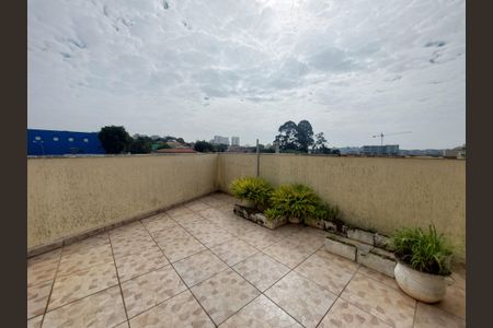 Casa à venda com 171m², 3 quartos e 2 vagas Casa à venda com 171m², 3 quartos e 2 vagasQuintal