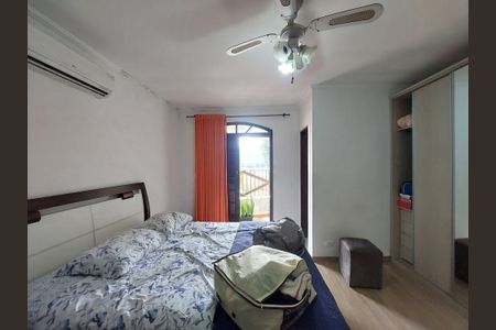 Casa à venda com 171m², 3 quartos e 2 vagas Casa à venda com 171m², 3 quartos e 2 vagasQuarto 1