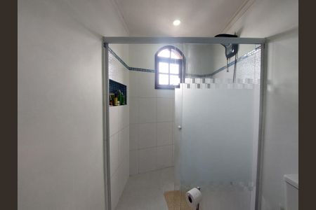 Casa à venda com 171m², 3 quartos e 2 vagas Casa à venda com 171m², 3 quartos e 2 vagasBanheiro 1