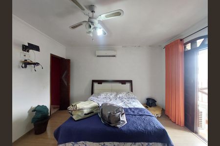 Casa à venda com 171m², 3 quartos e 2 vagas Casa à venda com 171m², 3 quartos e 2 vagasQuarto 1