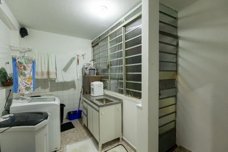 Apartamento à venda com 250m², 3 quartos e 4 vagas Apartamento à venda com 250m², 3 quartos e 4 vagasÁrea de Serviço