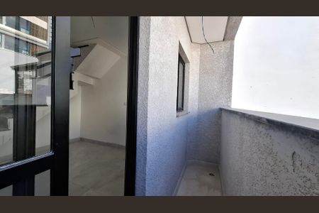Apartamento à venda com 96m², 2 quartos e 1 vaga Apartamento à venda com 96m², 2 quartos e 1 vagaVaranda Sala