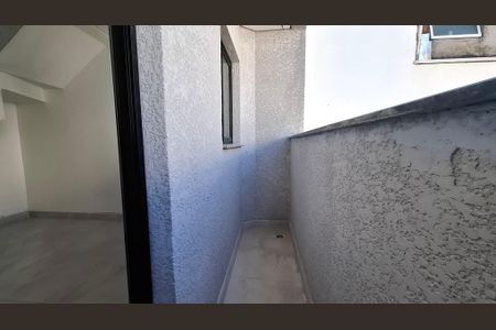 Apartamento à venda com 96m², 2 quartos e 1 vaga Apartamento à venda com 96m², 2 quartos e 1 vagaVaranda Sala