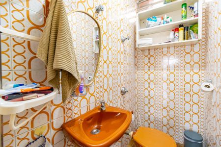 Casa à venda com 130m², 3 quartos e 4 vagas Casa à venda com 130m², 3 quartos e 4 vagasLavabo