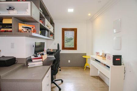 Casa de condomínio à venda com 281m², 3 quartos e 4 vagasGabinete