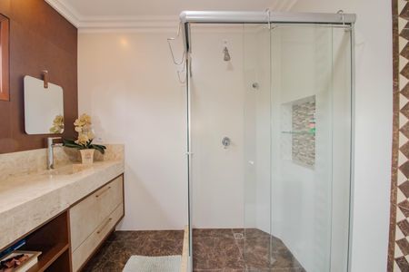 Casa de condomínio à venda com 281m², 3 quartos e 4 vagasBanheiro Social