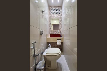 Apartamento à venda com 84m², 3 quartos e sem vaga Apartamento à venda com 84m², 3 quartos e sem vagaLavabo