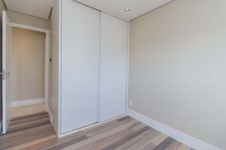 Apartamento à venda com 71m², 3 quartos e 2 vagasQuarto 2