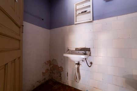 Casa à venda com 883m², 8 quartos e 6 vagasBanheiro Social