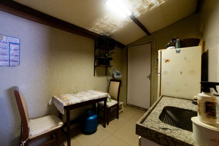 Casa à venda com 883m², 8 quartos e 6 vagasÁrea de Serviço