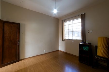 Casa à venda com 883m², 8 quartos e 6 vagasQuarto