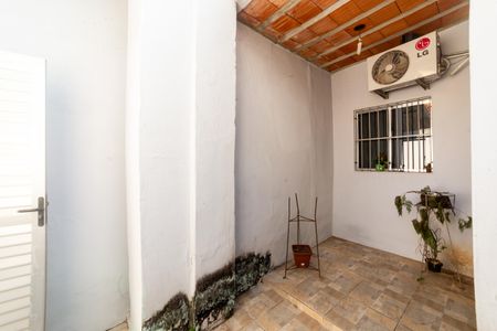 Casa à venda com 883m², 8 quartos e 6 vagasÁrea externa