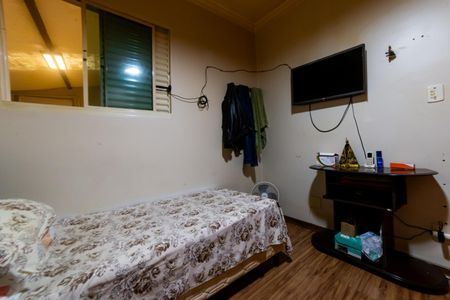 Casa à venda com 883m², 8 quartos e 6 vagasQuarto