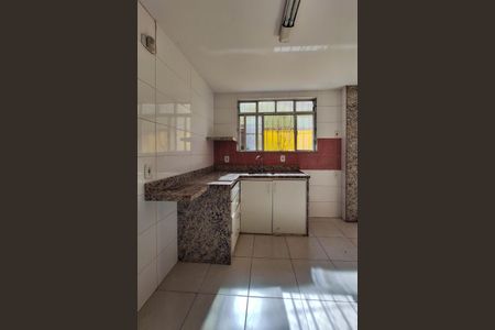 Casa à venda com 360m², 2 quartos e 3 vagasCozinha