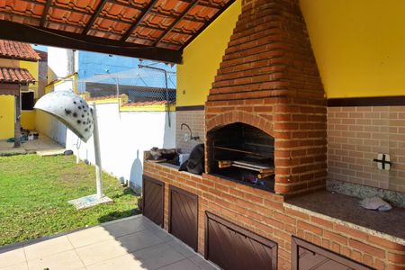 Casa à venda com 360m², 2 quartos e 3 vagasQuintal