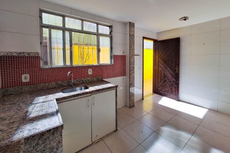 Casa à venda com 360m², 2 quartos e 3 vagasCozinha