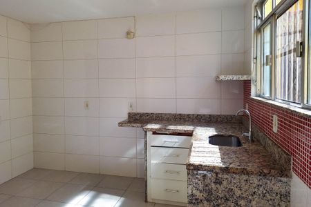 Casa à venda com 360m², 2 quartos e 3 vagasCozinha