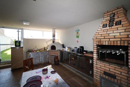 Apartamento à venda com 60m², 2 quartos e 1 vaga Apartamento à venda com 60m², 2 quartos e 1 vagaÁrea comum - Churrasqueira