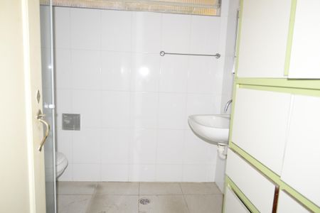 Casa à venda com 110m², 2 quartos e 2 vagasBanheiro