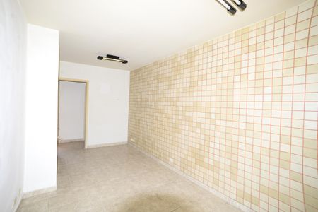 Casa à venda com 110m², 2 quartos e 2 vagasSala