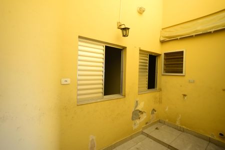 Casa à venda com 110m², 2 quartos e 2 vagasÁrea Externa