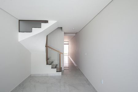 Casa à venda com 120m², 2 quartos e 1 vaga Casa à venda com 120m², 2 quartos e 1 vagaSala