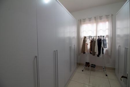 Casa à venda com 106m², 3 quartos e 2 vagas Casa à venda com 106m², 3 quartos e 2 vagasQuarto 2