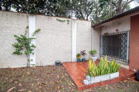 Casa à venda com 106m², 3 quartos e 2 vagas Casa à venda com 106m², 3 quartos e 2 vagasJardim