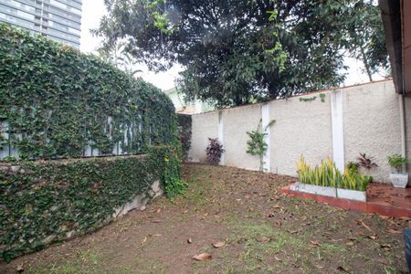 Casa à venda com 106m², 3 quartos e 2 vagas Casa à venda com 106m², 3 quartos e 2 vagasJardim