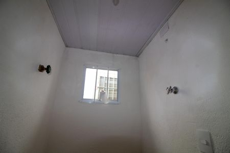 Casa à venda com 106m², 3 quartos e 2 vagas Casa à venda com 106m², 3 quartos e 2 vagasBanheiro de Serviço